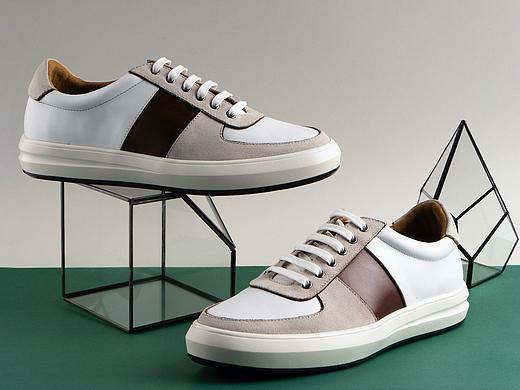 休閑鞋拍攝（個(gè)人主頁(yè)-ZNDgwMjY4NDQ=） - 產(chǎn)品攝影 - 站酷設(shè)計(jì)師小王同學(xué)e原創(chuàng)素材 - 站酷ZCOOL