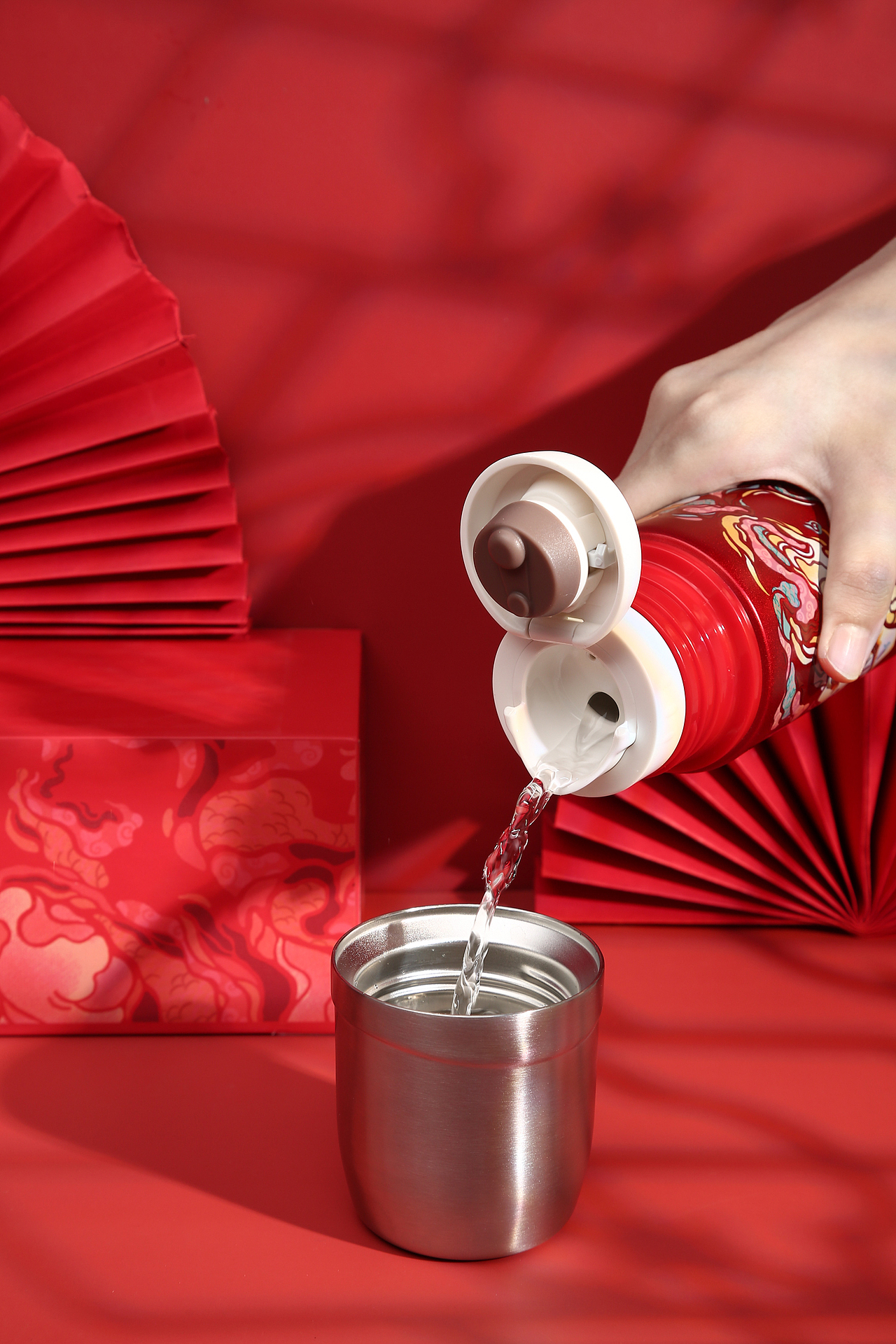 保温杯 磨砂水杯 水杯水壶 生活用品摄影静物产品拍摄（图ZMjg3MjgyMTA0） - 产品摄影 - 站酷设计师夜猫视觉原创素材 - 站酷ZCOOL