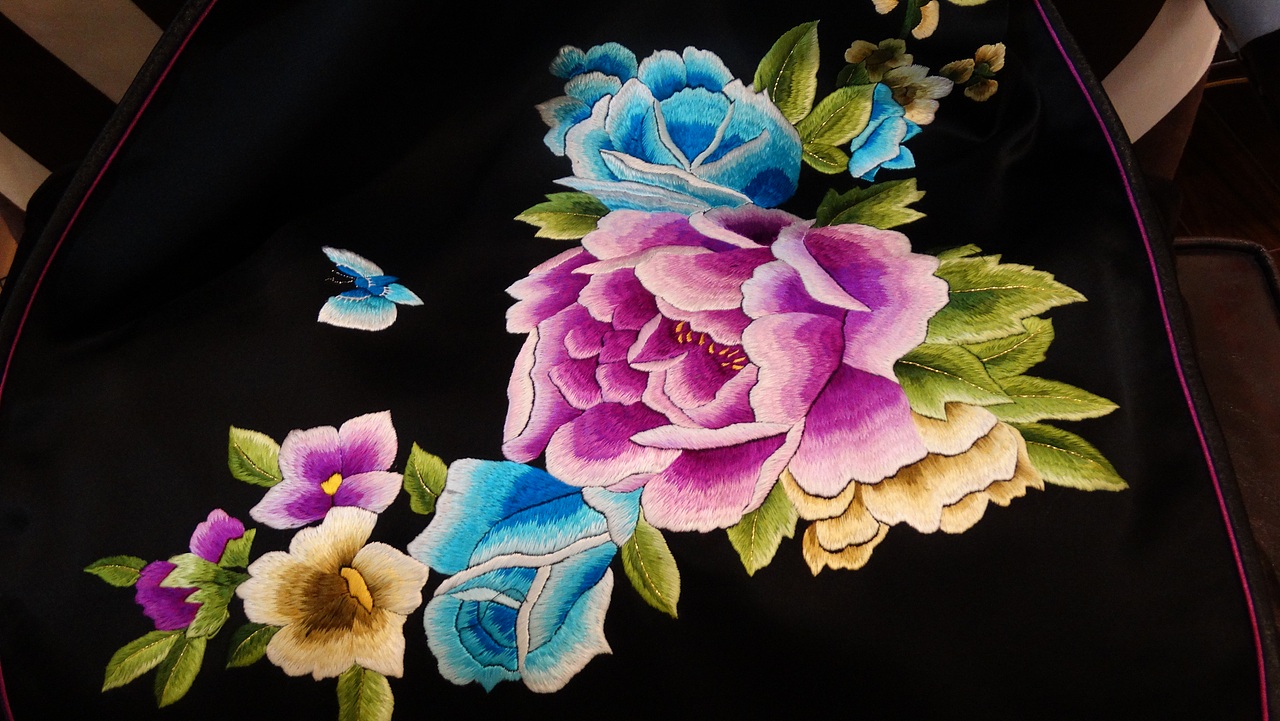 花藤 丝绒手工苏绣旗袍