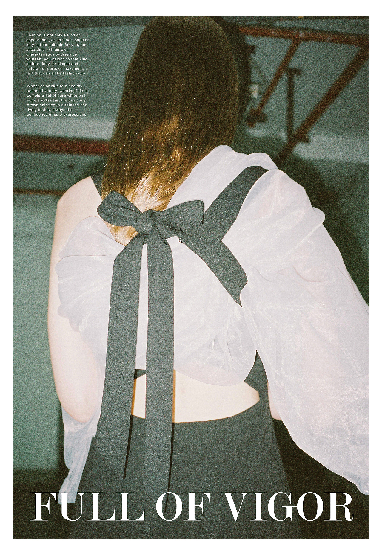 as if in a dream 如入梦境.