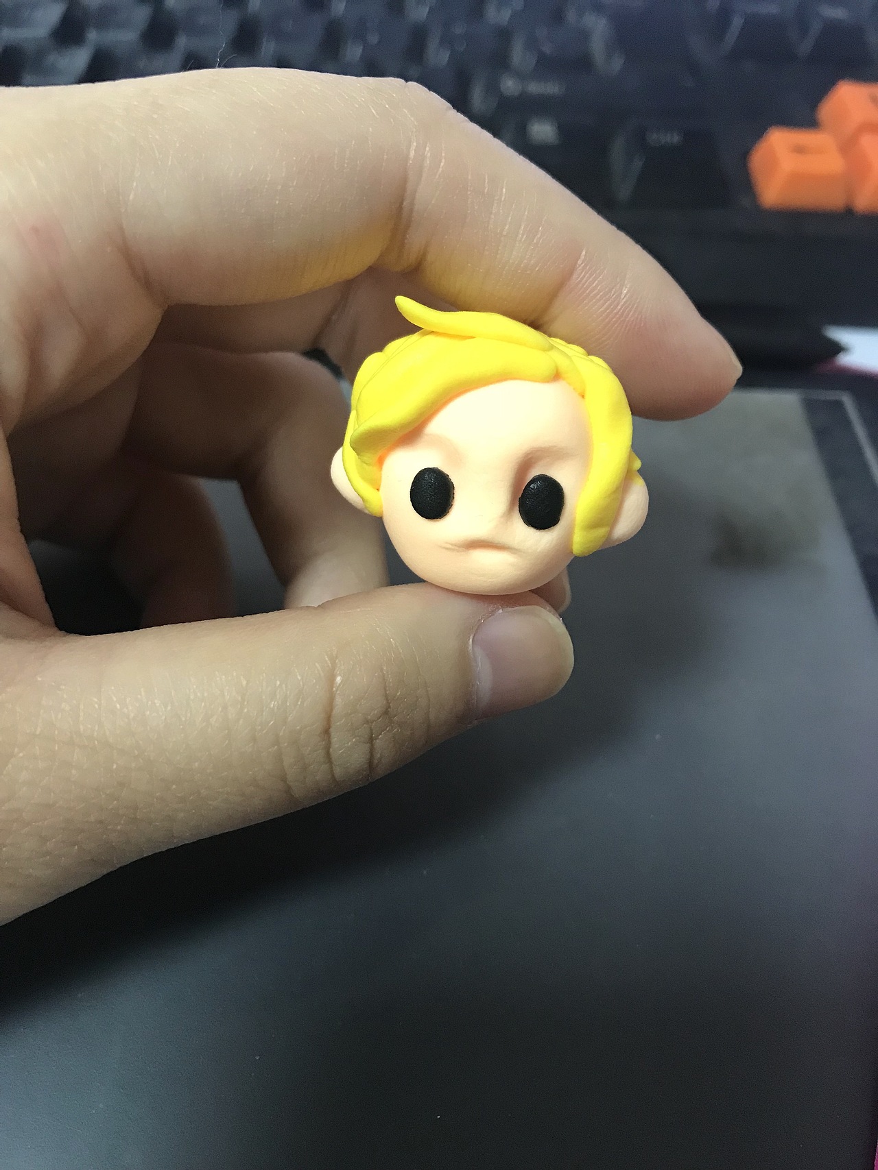 工作产品捏黏土