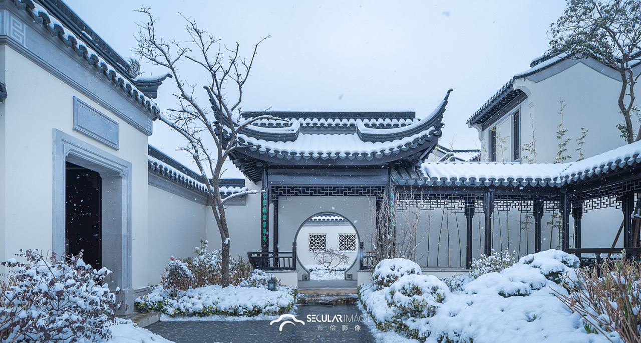 融创西安揽月府雪景