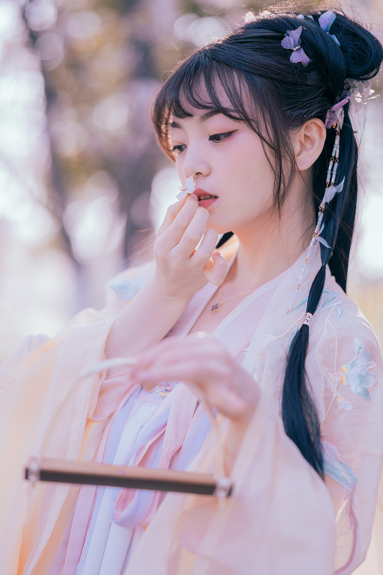 樱花落（图ZMjA0MzMxNjg0） - 人像摄影 - 站酷设计师拍照的青山原创素材 - 站酷ZCOOL