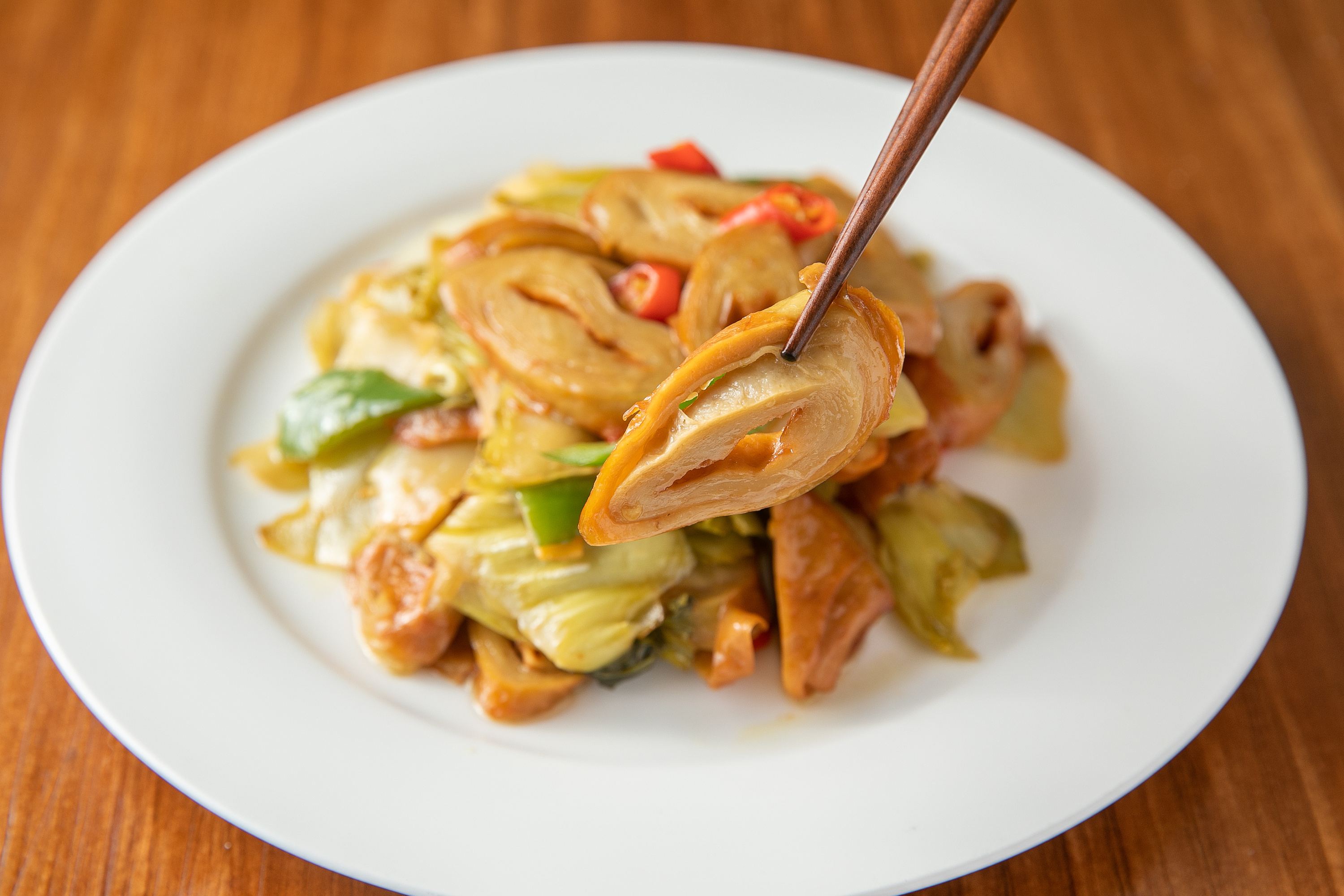 酸菜脆皮素肥肠