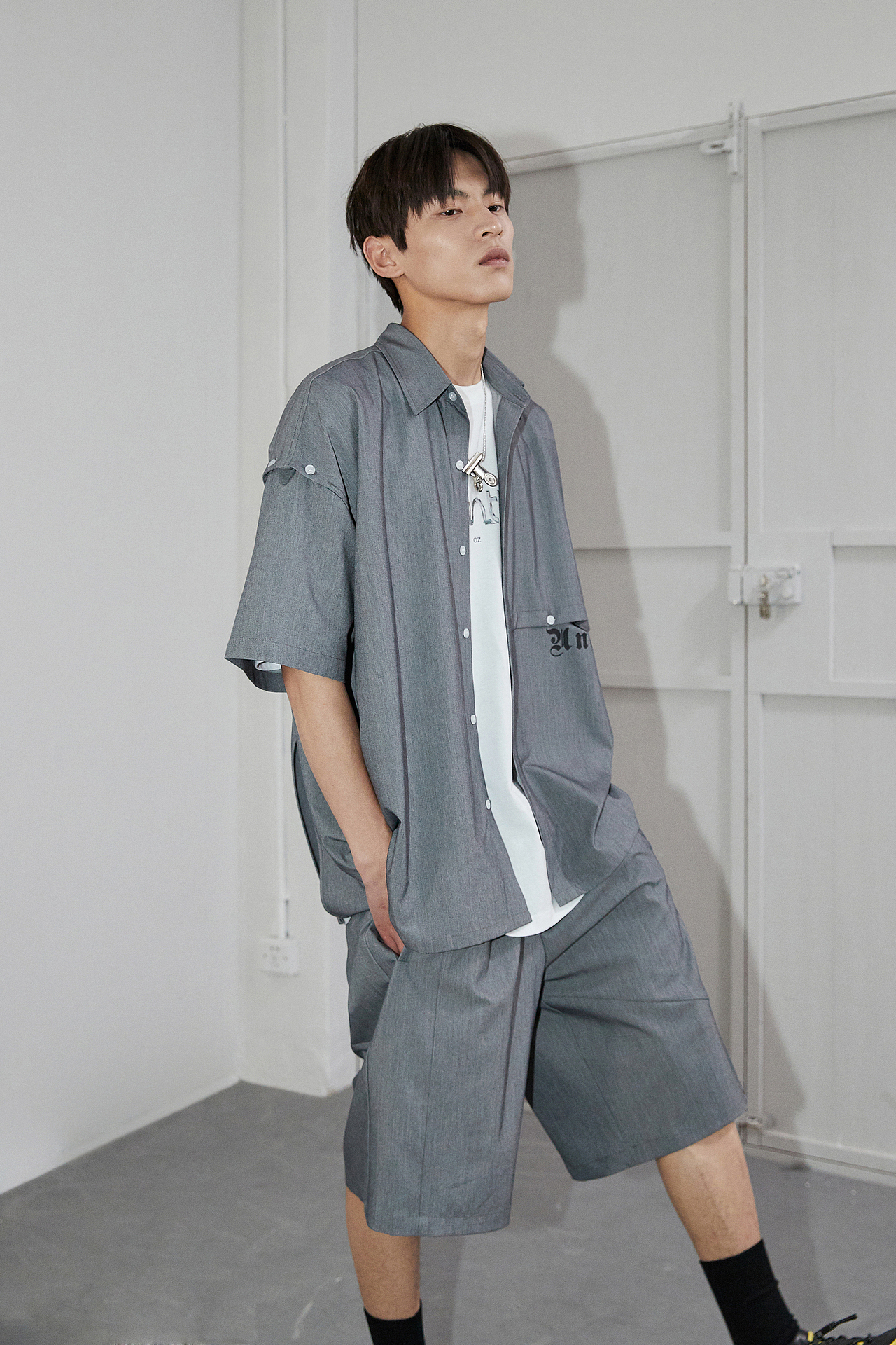 杭州卓米商业|时尚|服装摄影师 OZ 男装服饰 街拍 拍摄（图ZMjI4MDczODUy） - 时尚/艺术摄影 - 站酷设计师卓米Photographer原创素材 - 站酷ZCOOL