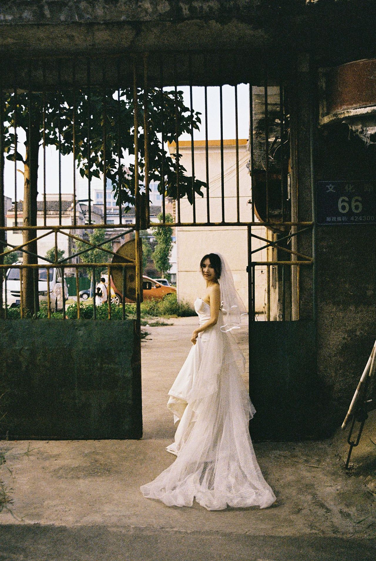 用电影的拍摄手法过完这一生