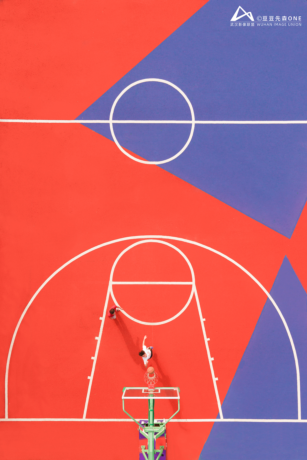 形色各异篮球场（图ZMzA0NjI3Mzg0） - 环境/建筑摄影 - 站酷设计师摄影豆豆先森ONE原创素材 - 站酷ZCOOL