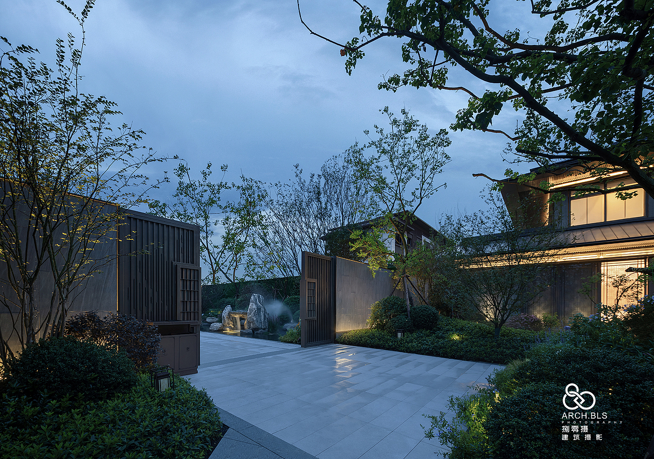 成都彭州弘阳营销中心景观实景