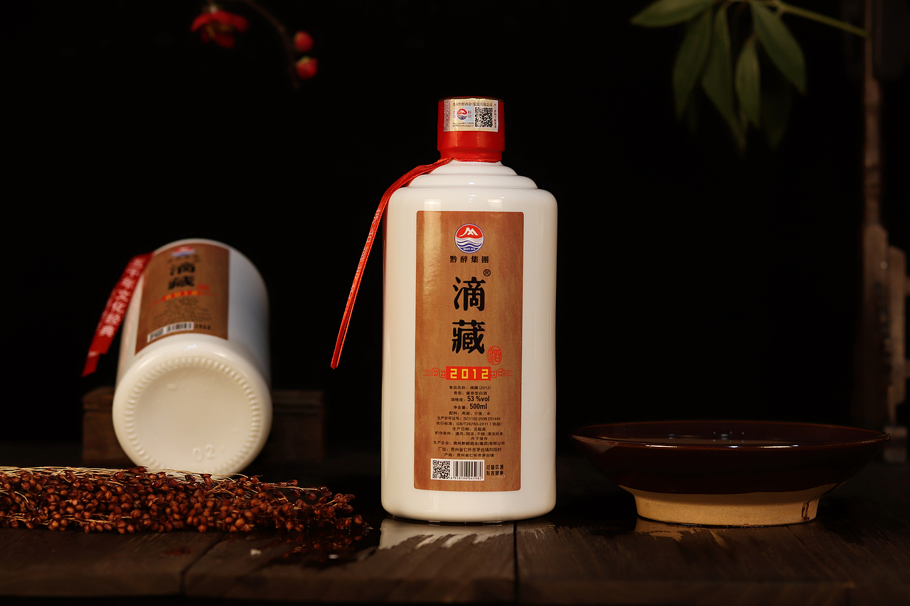 茅台镇白酒拍摄滴藏2012