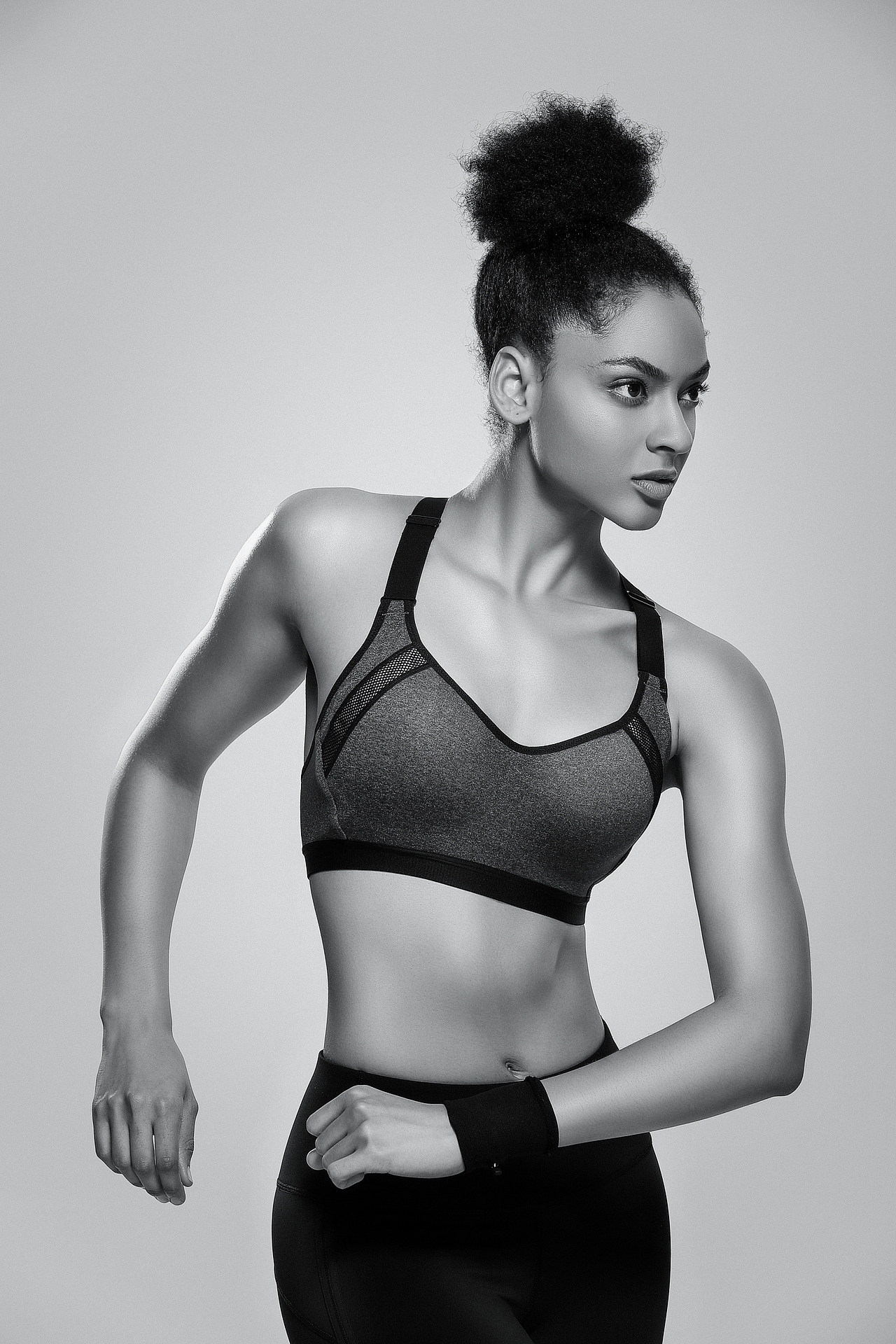 SYROKAN运动内衣摄影作品（图ZMjAwMzE0Mjcy） - 人像摄影 - 站酷设计师zzPenn原创素材 - 站酷ZCOOL