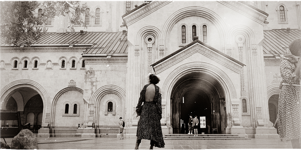 格鲁吉亚的夏日（上）（图ZMTQxNDczODQ4） - 人像摄影 - 站酷设计师阿碟原创素材 - 站酷ZCOOL