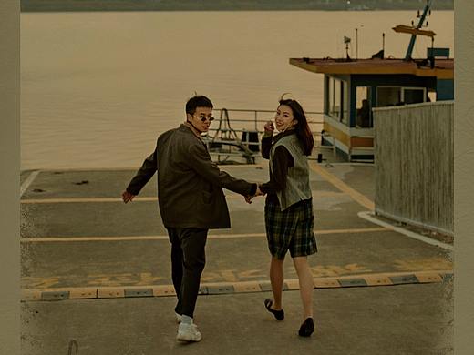 情侣写真|复古码头的新桥恋人