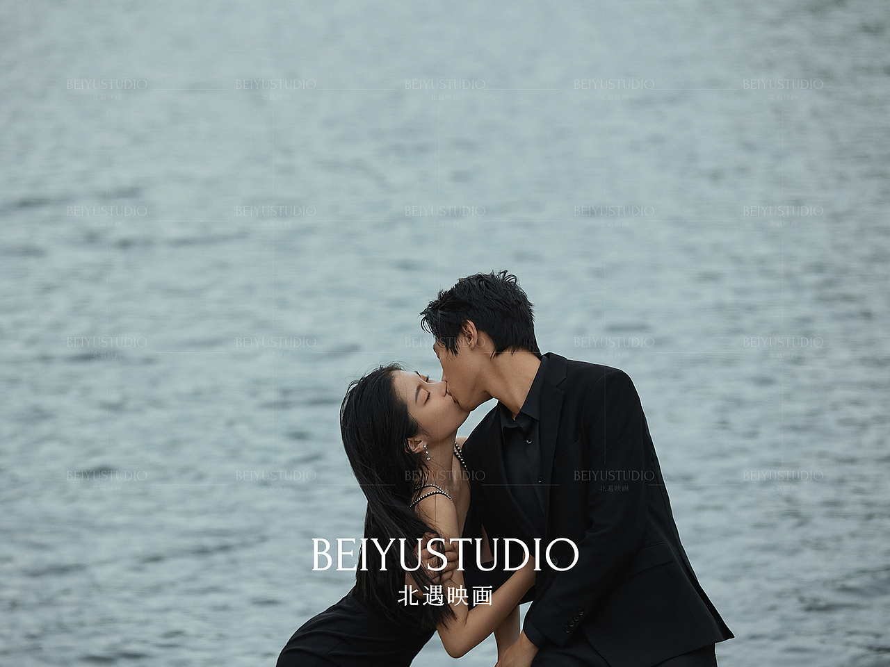 片刻酐然,在绿野湖畔里栖息