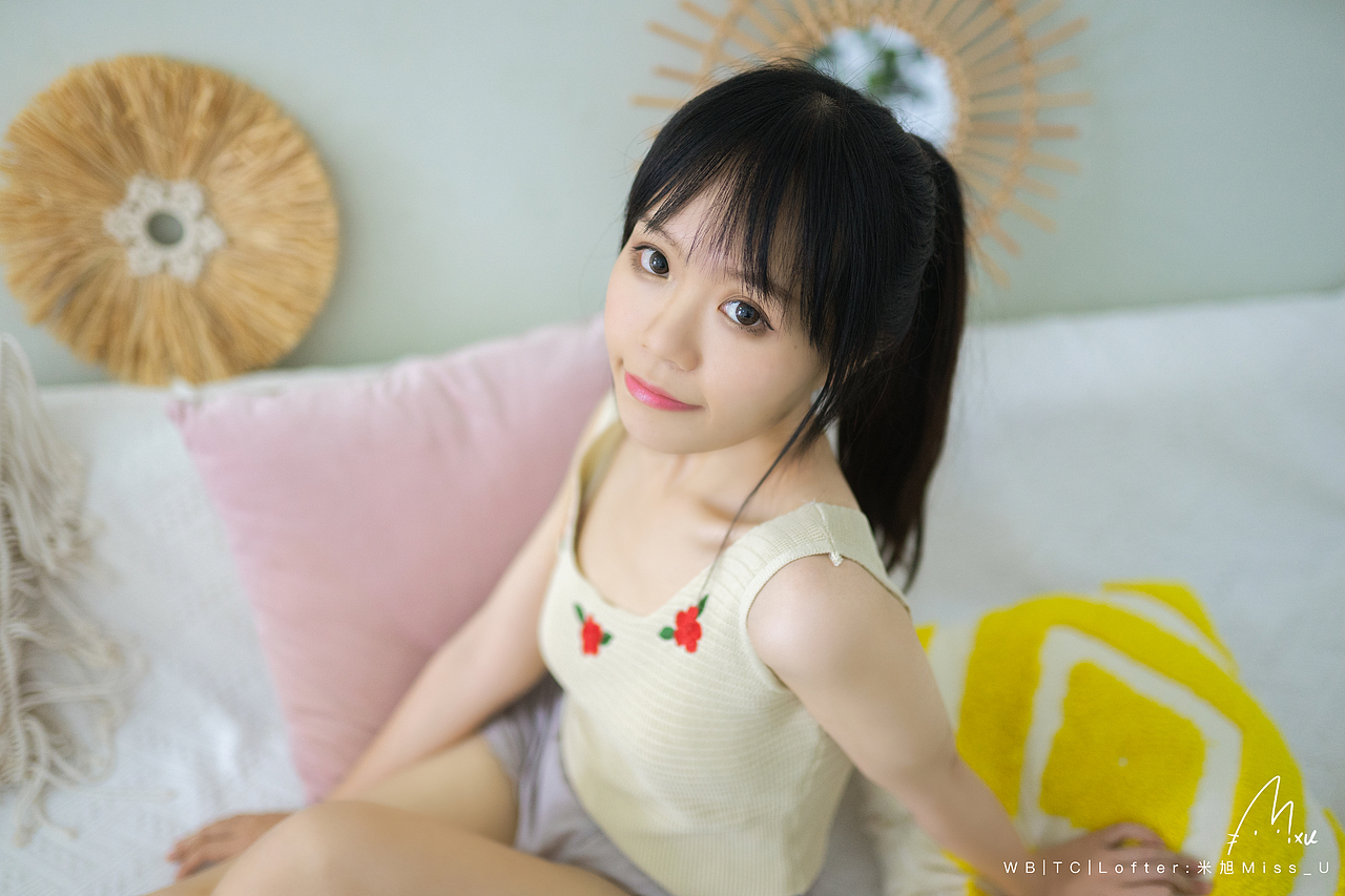 只想安静地宅着（图ZMzAyMTQ3OTI0） - 人像摄影 - 站酷设计师米旭原创素材 - 站酷ZCOOL