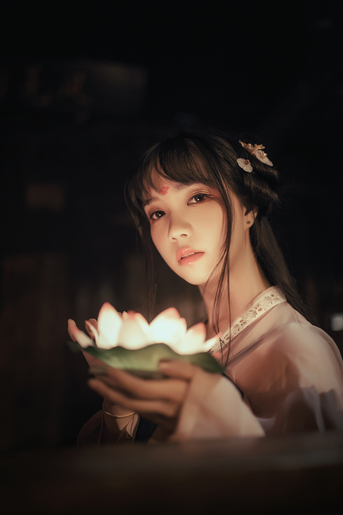夜，锦里。（图ZMzU3NzU0OTY=） - 人像摄影 - 站酷设计师See21原创素材 - 站酷ZCOOL