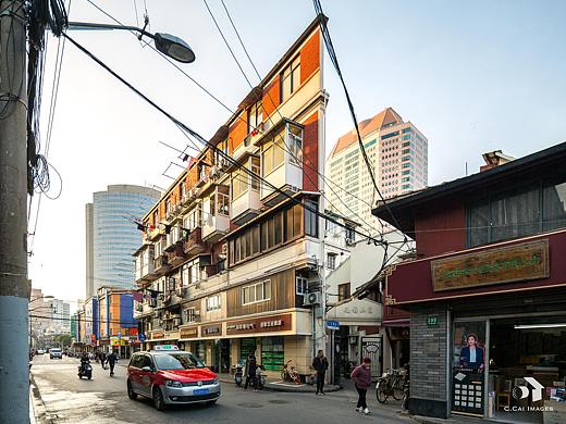史上最薄的建筑：上海纸片楼