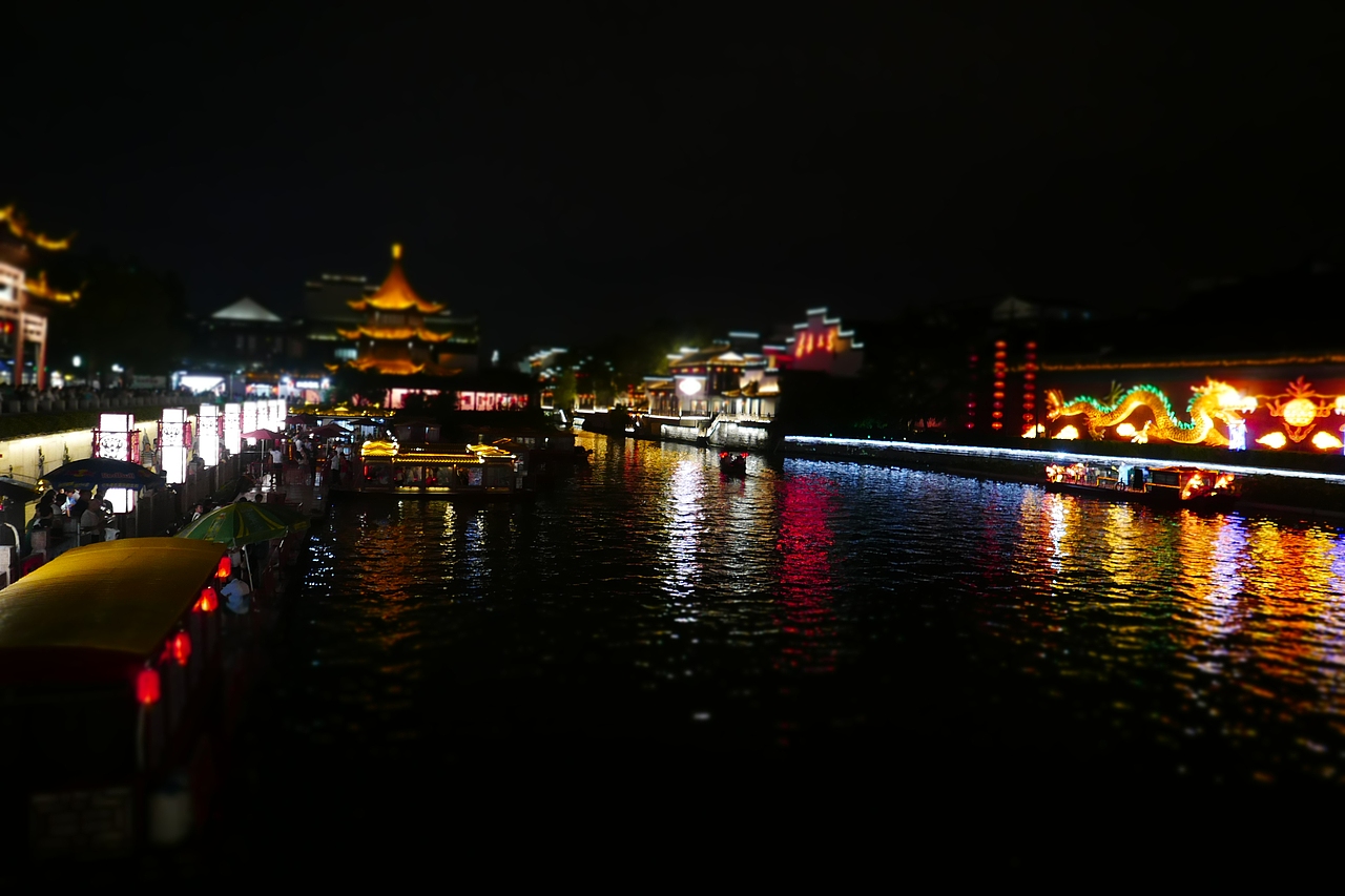 南京秦淮河 夫子庙 夜景（图ZMTE5MzI3NjA4） - 人文/纪实摄影 - 站酷设计师七角绿柱石原创素材 - 站酷ZCOOL