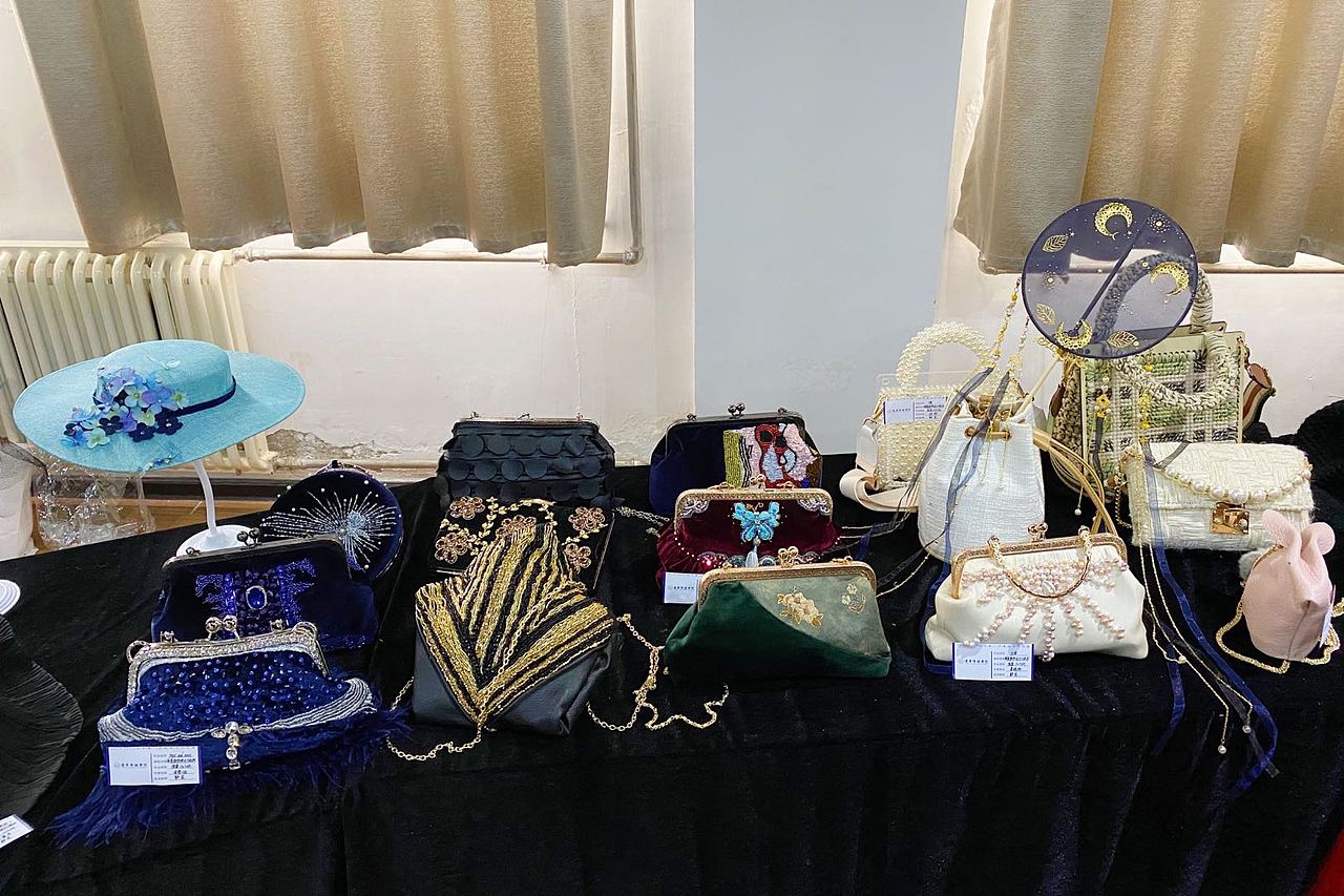 【个人服饰品设计制作】（图ZMjE1MjgxMTcy） - 正装/礼服 - 站酷设计师陶俊熙原创素材 - 站酷ZCOOL