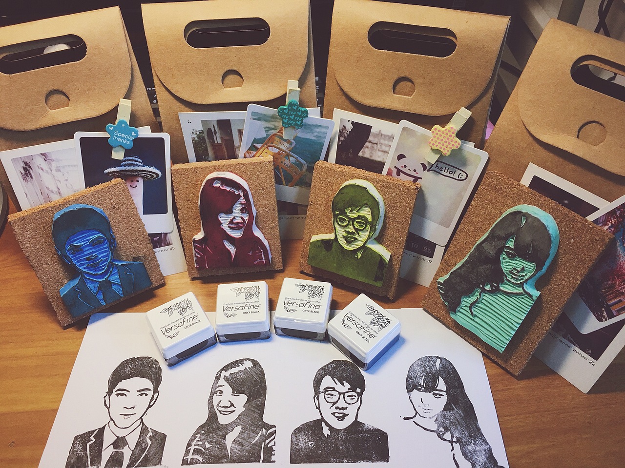 为朋友们刻的人物橡皮章新年礼物