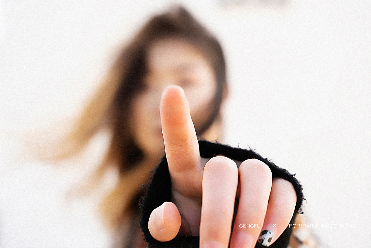 人 像 摄 影 练 习 × 这 个 冬 天 不 太 冷