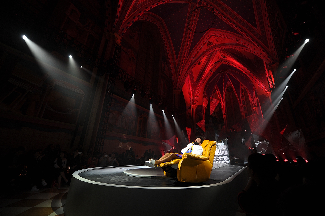 「时髦瘫」2019春夏大秀