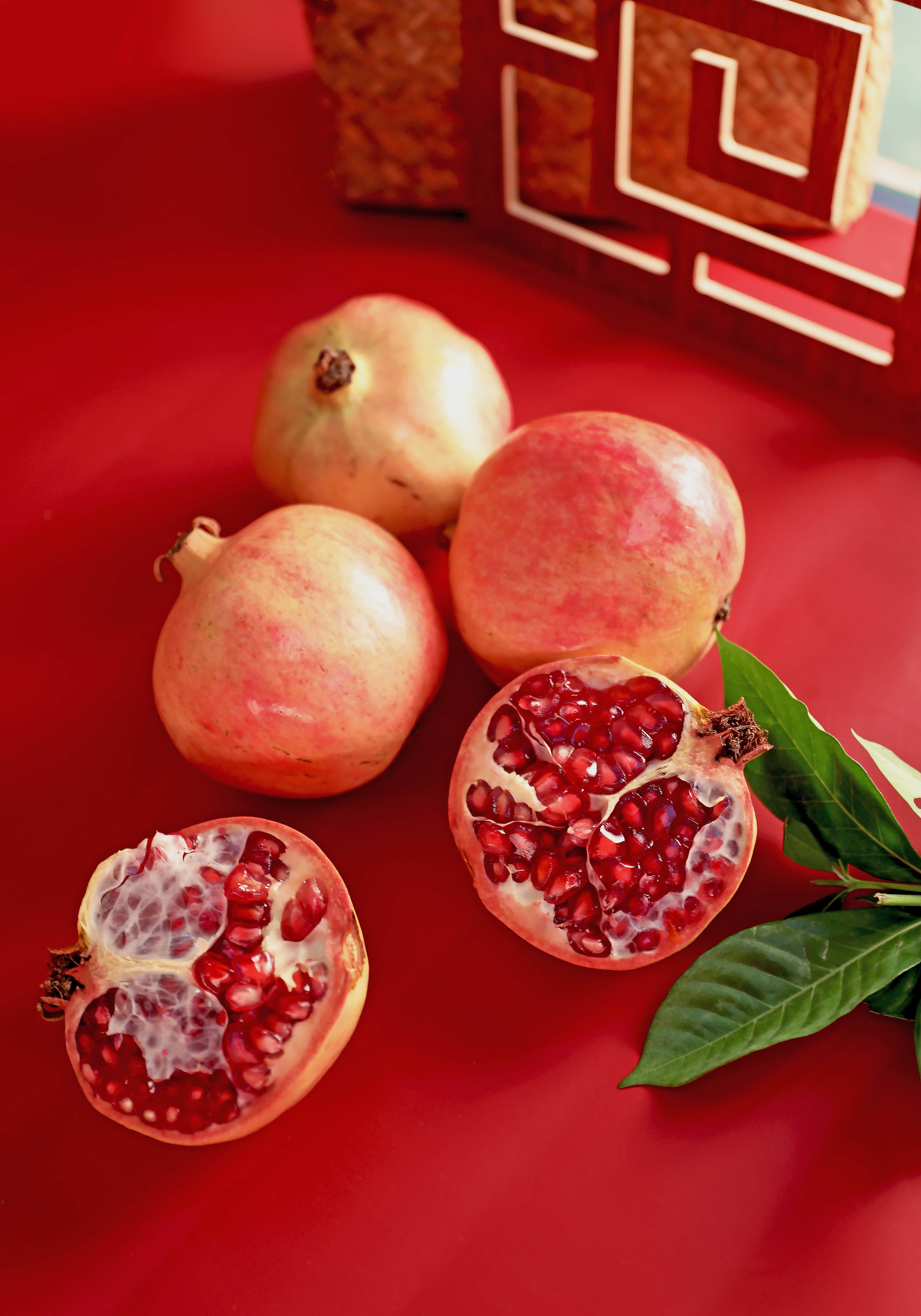 中国风红色喜庆石榴摄影