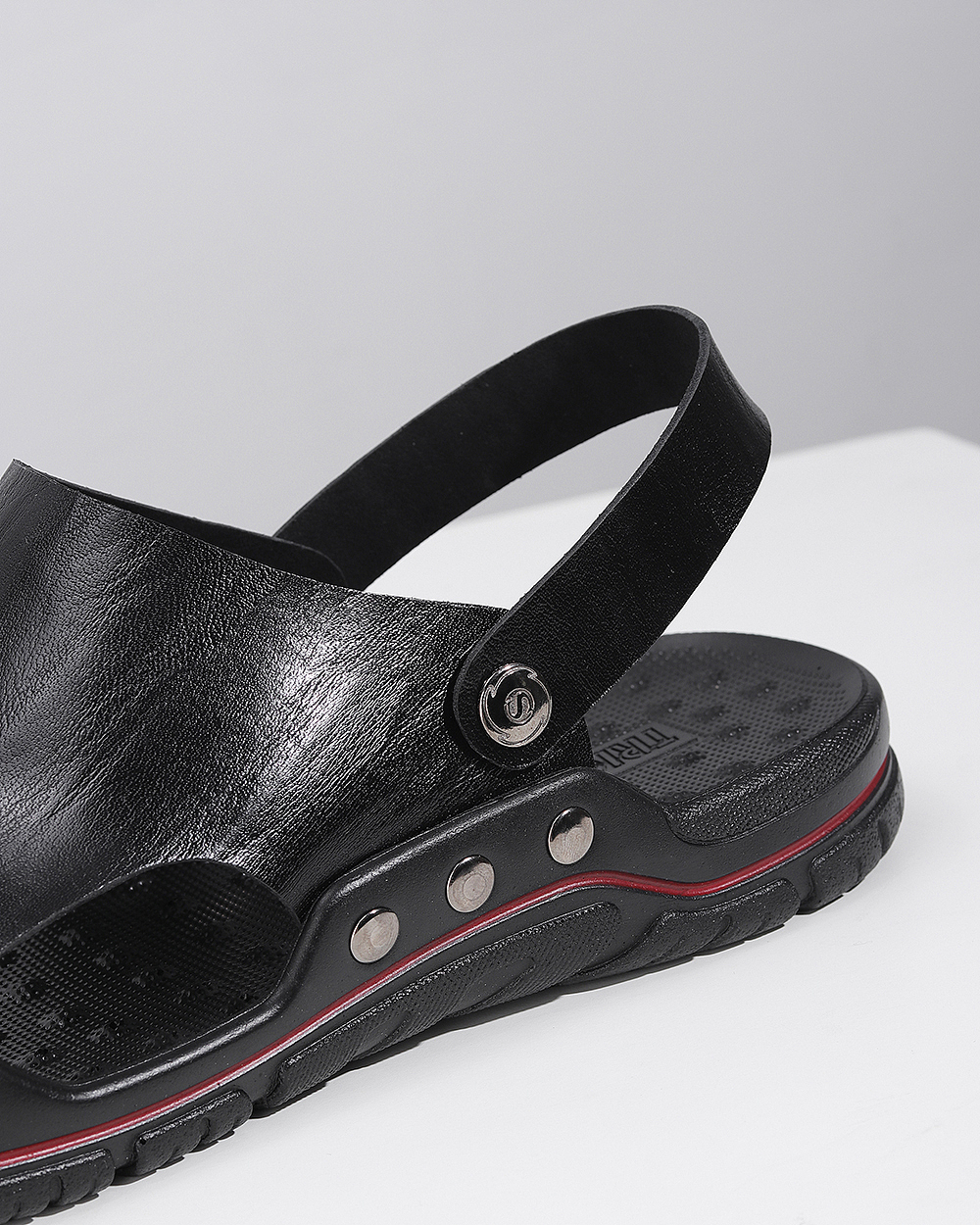 凉鞋（图ZMTc2ODc4Mzg4） - 产品摄影 - 站酷设计师哎哟喂哈2011原创素材 - 站酷ZCOOL