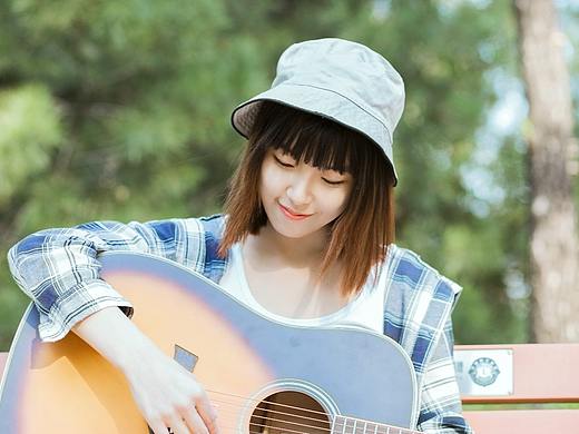 夏天，你好，我要给你唱首歌