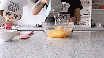 全蛋海绵杯子蛋糕