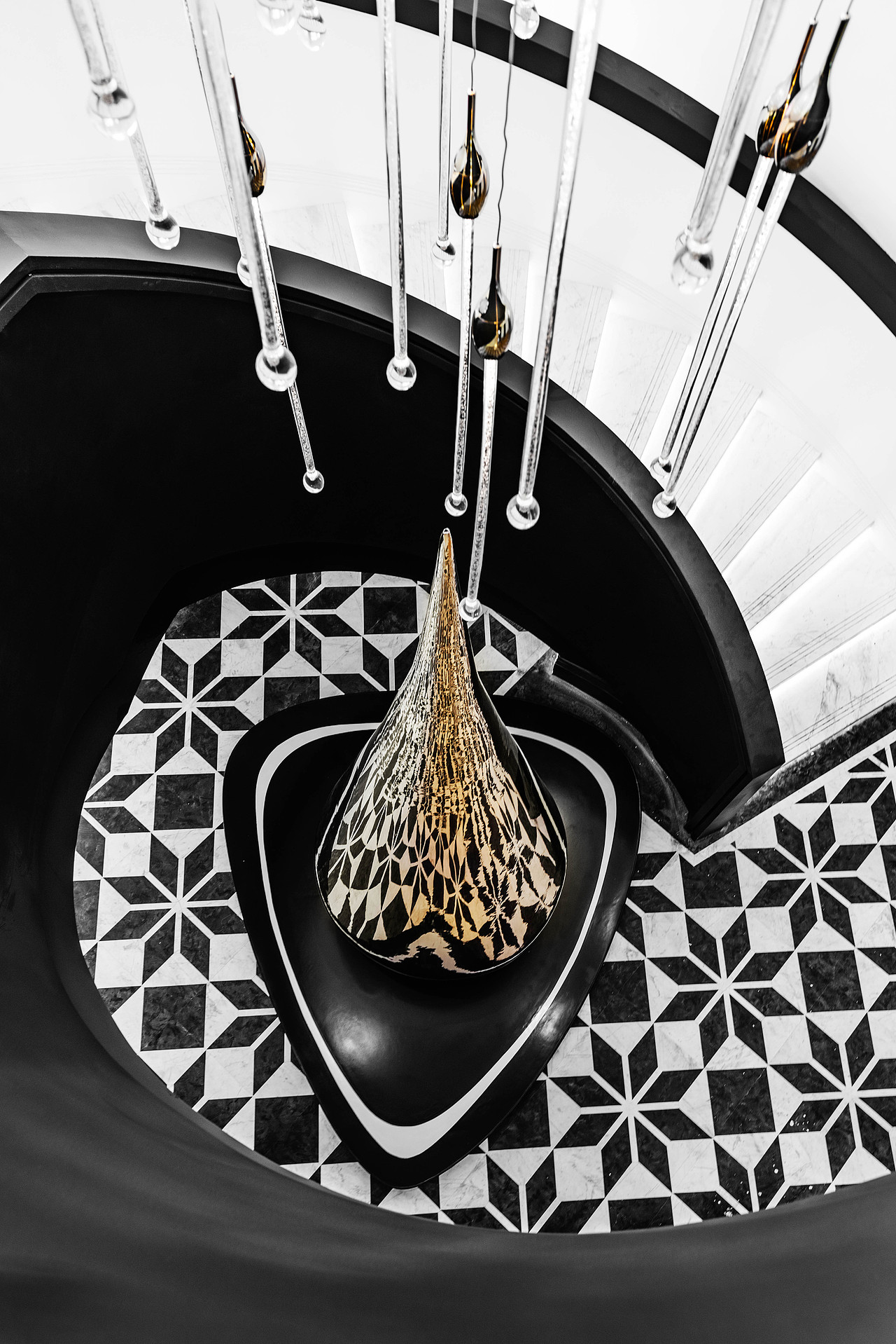 古典奢华与现代文明相结合的办公空间