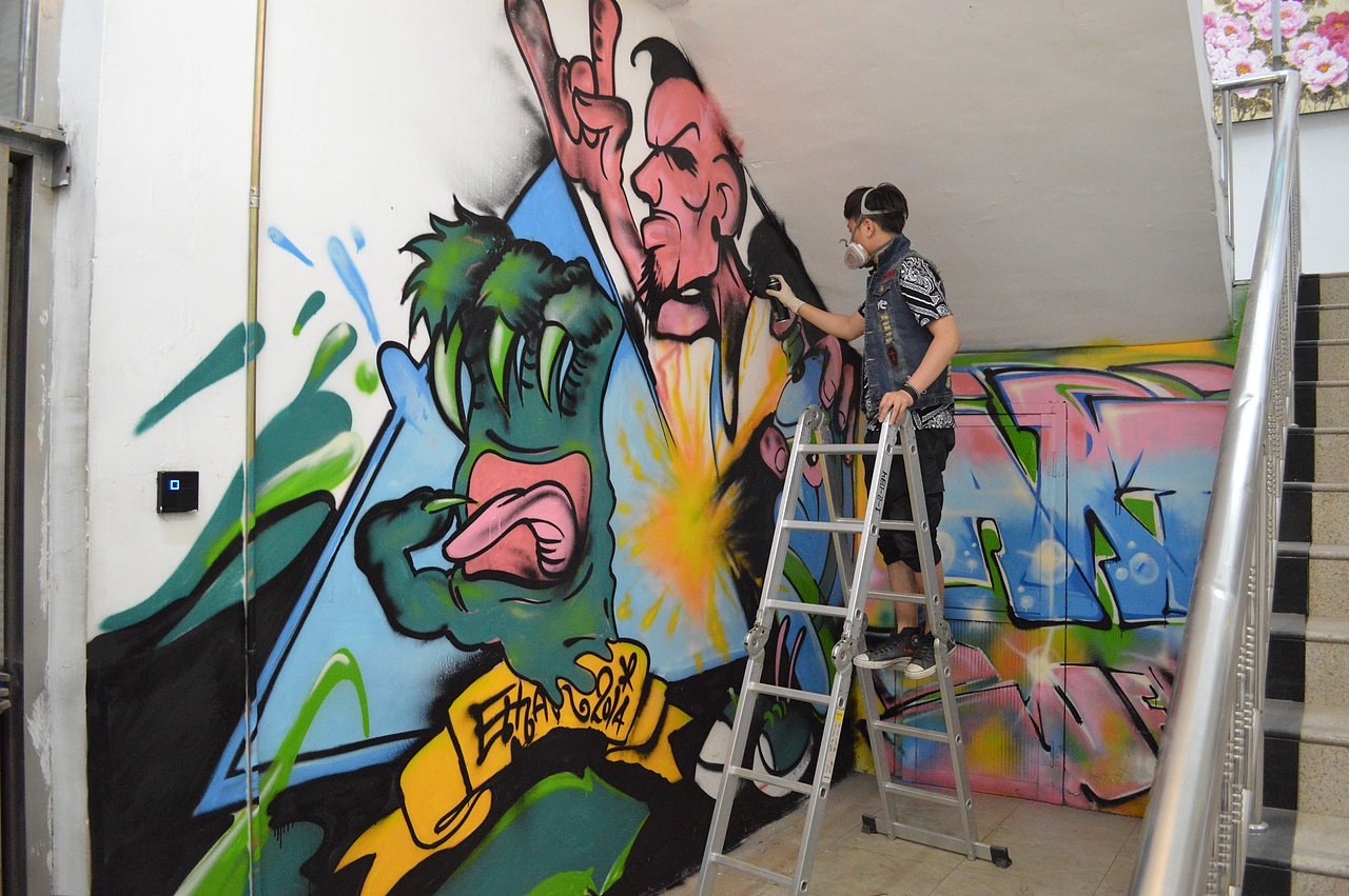 刘闻睿北京-艺嘉画廊涂鸦 ethan studio