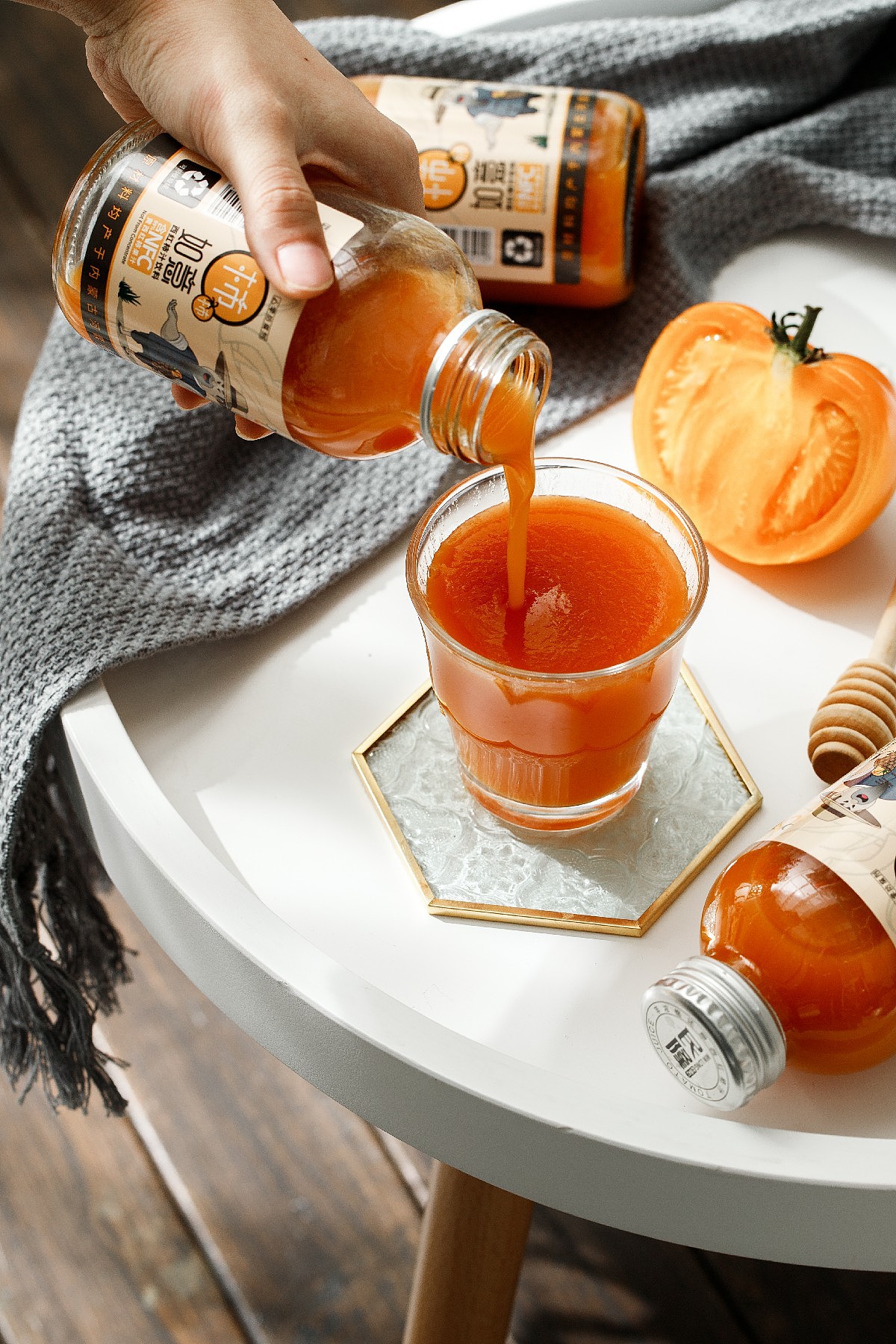 光本互动&民隆番茄汁（图ZMjgwNDA3OTU2） - 产品摄影 - 站酷设计师一名合格的饲养员原创素材 - 站酷ZCOOL