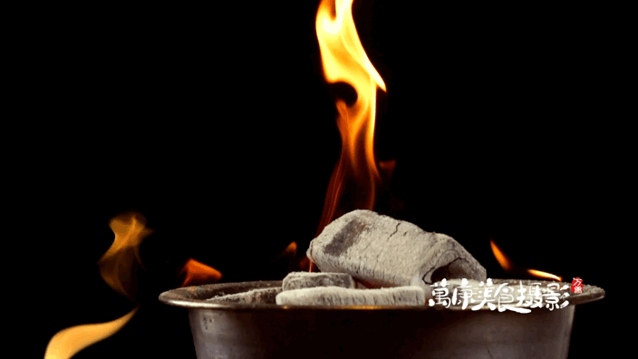 美食短视频--炭火烤鳗鱼，鲜嫩好滋味。（图ZMjE4NjY3Mjg0） - 短片 - 站酷设计师3个苹果原创素材 - 站酷ZCOOL