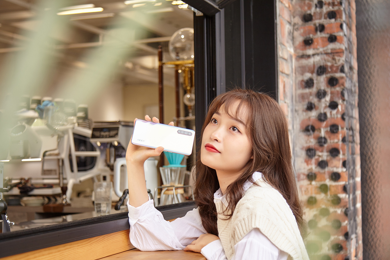 opporeno3元气版模特展示