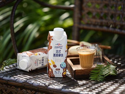美食摄影｜燕麦拿铁