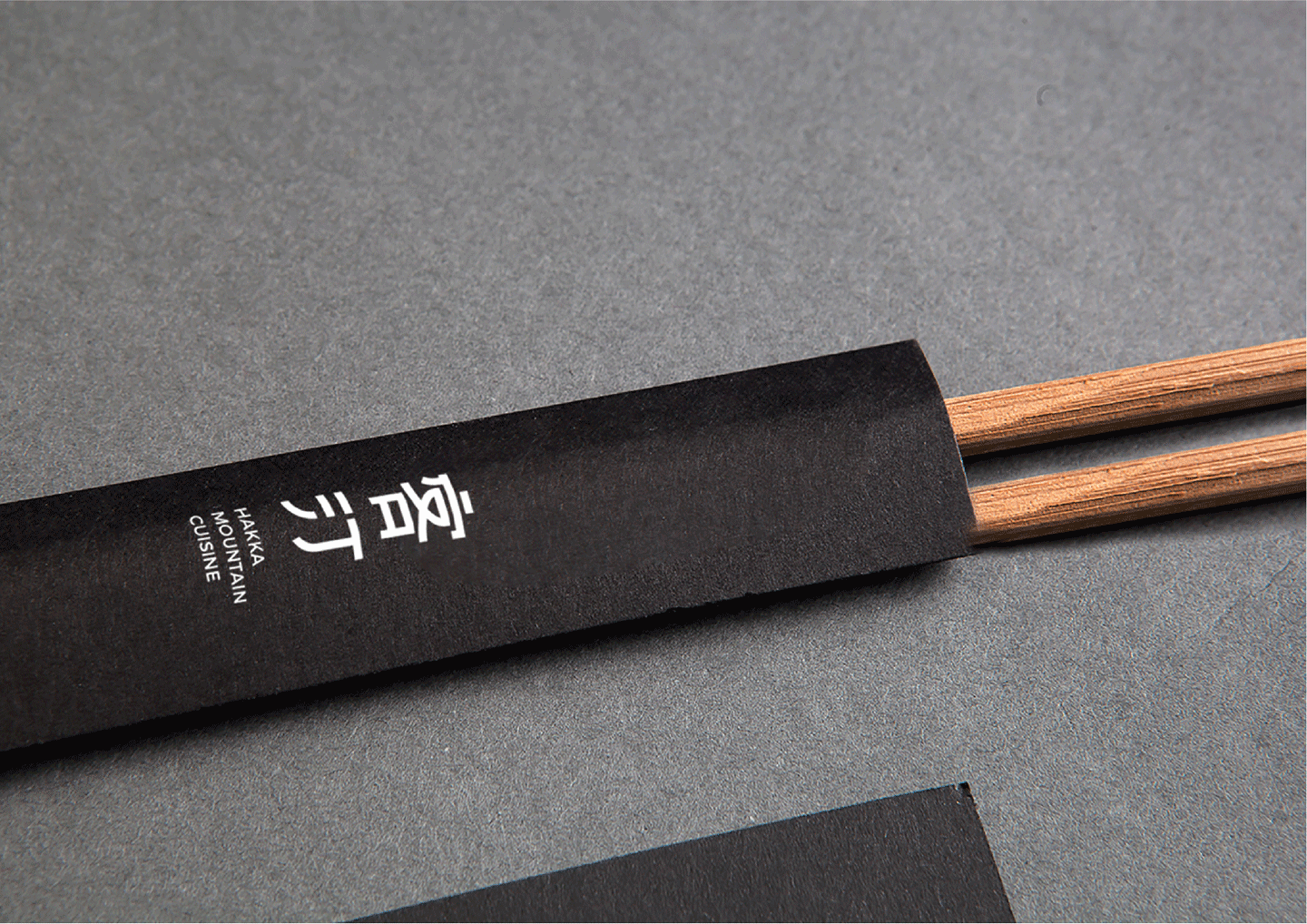 案例-《客汀》（图ZMTM1MTEzMjI0） - 品牌 - 站酷设计师气象西所APSL18原创素材 - 站酷ZCOOL