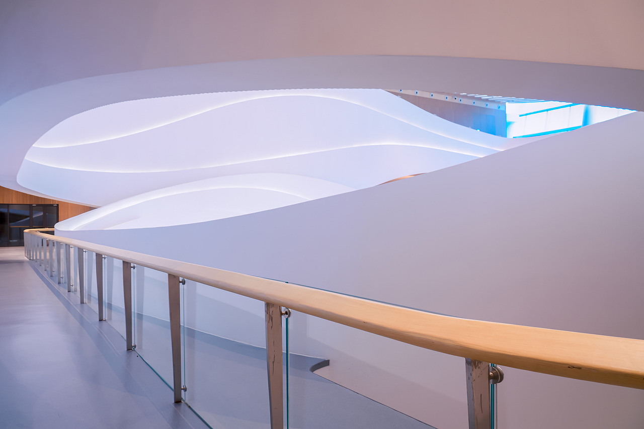 建筑曲线的艺术美