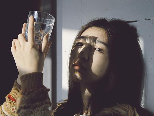 晴杭由苏生