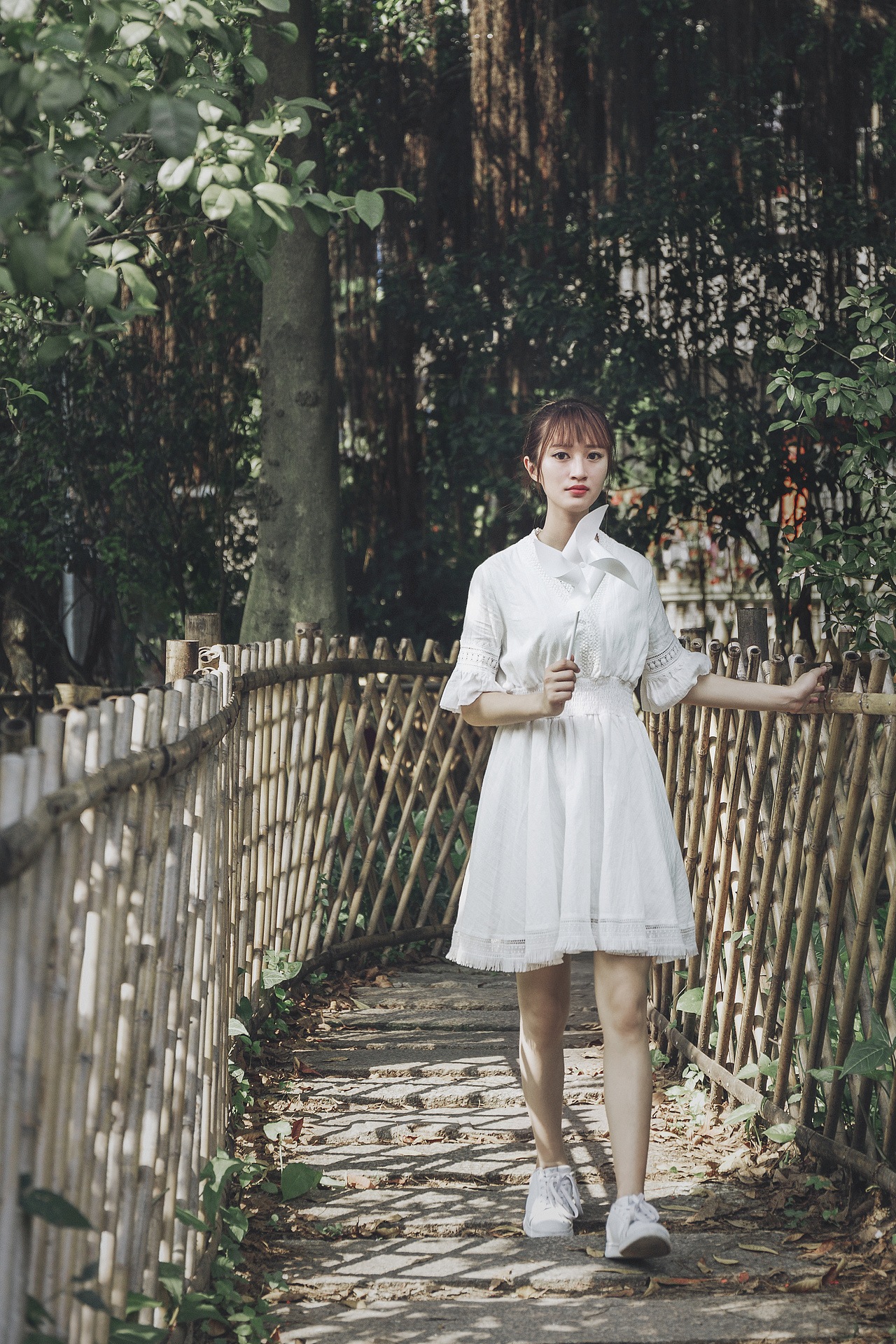 小洲村唯美清新人像（图ZMTIyMDk1NDA0） - 人像摄影 - 站酷设计师加利全能摄影师原创素材 - 站酷ZCOOL