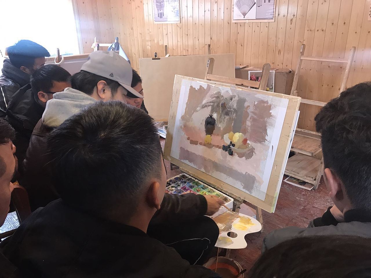 贵州省第一届美术教师研修班知名校长肖佳现场分享（图ZMTAzOTM1NjMy） - 人像摄影 - 站酷设计师贵州美术网原创素材 - 站酷ZCOOL