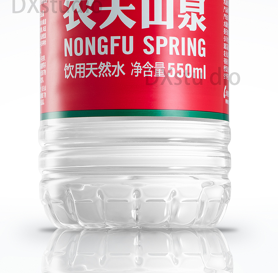 个人练习 | 这是一瓶价值10万的农夫山泉！（开玩笑）（图ZMjcxNzcyMTMy） - 产品摄影 - 站酷设计师不会拍片的奶茶原创素材 - 站酷ZCOOL