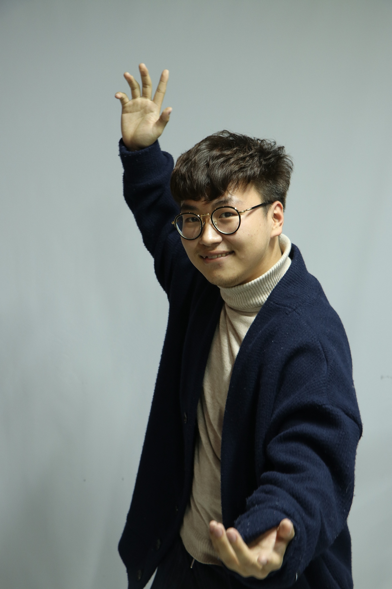 邦克商学院了不起的兽人族|平面|海报|王昱融啊融_原创作品-站酷zcool