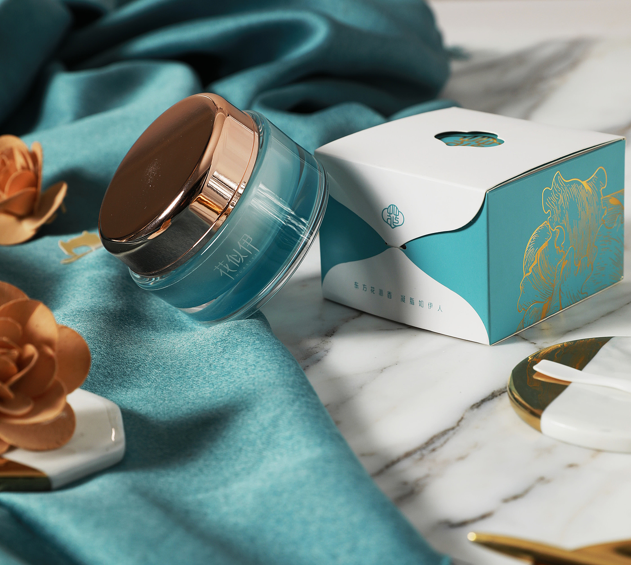 HUASIYI花似伊国潮化妆品全案定位及包装定位-上海因心