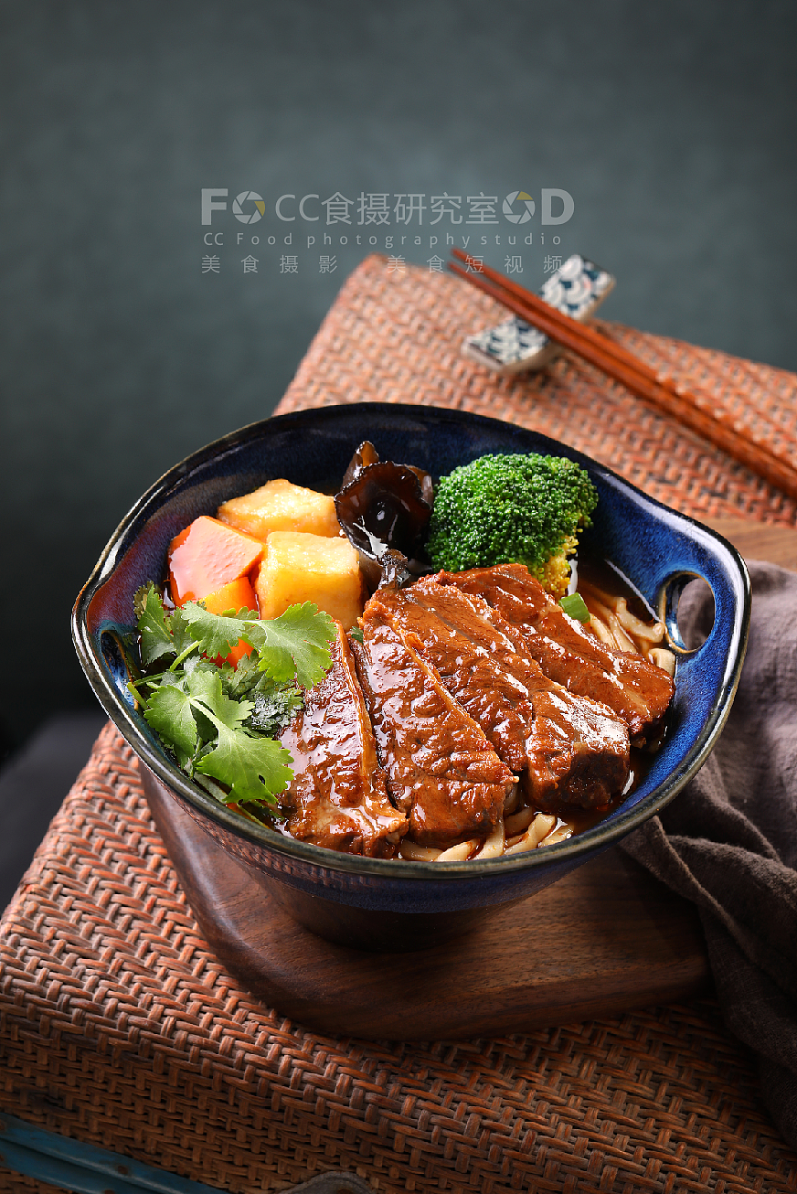 贯一台湾牛肉面