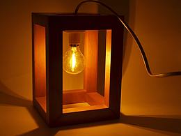 綠豆爸爸創(chuàng)意實(shí)驗(yàn)室原創(chuàng)實(shí)木臺(tái)燈系列