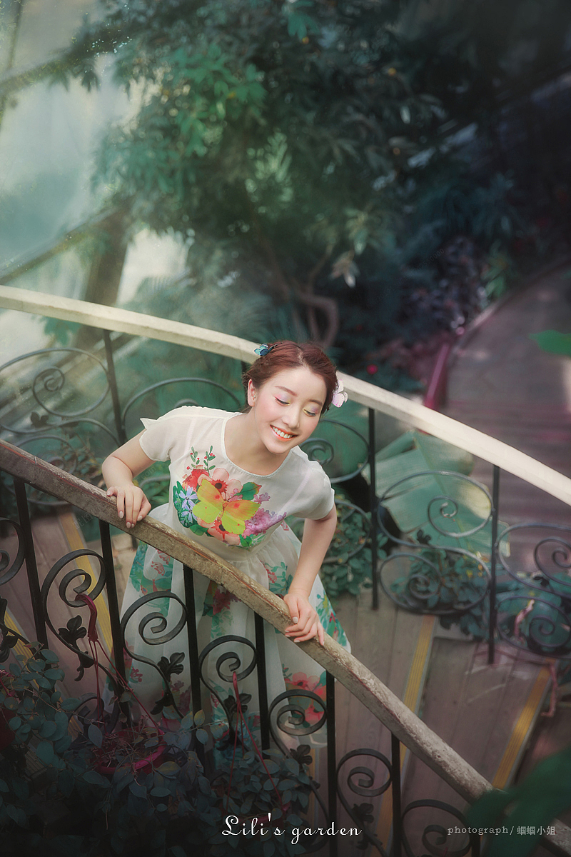 Lili's garden（图ZMjk4MTU0NzY=） - 人像摄影 - 站酷设计师摄影师蝈蝈小姐原创素材 - 站酷ZCOOL