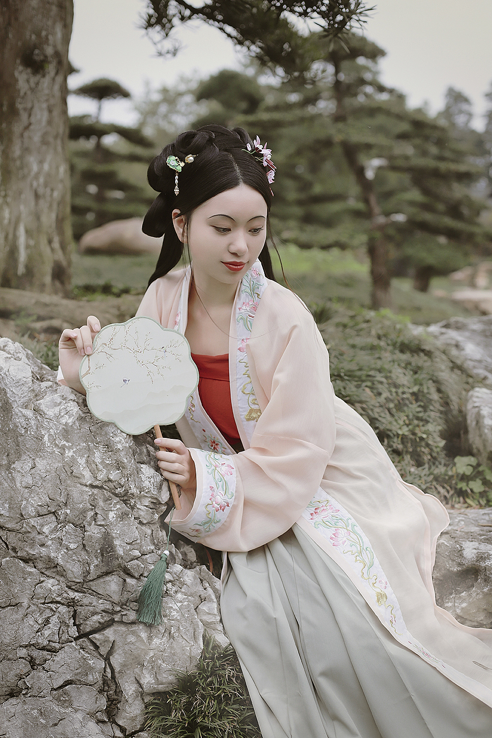 「画中仙」宋制汉服写真