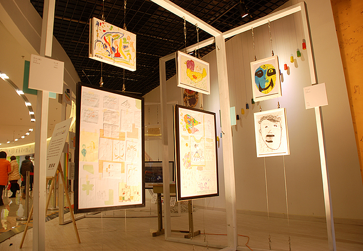 多彩时光 银泰绽放艺术展（图ZNzQ0MTk3ODQ=） - 其他三维 - 站酷设计师不是美术馆原创素材 - 站酷ZCOOL