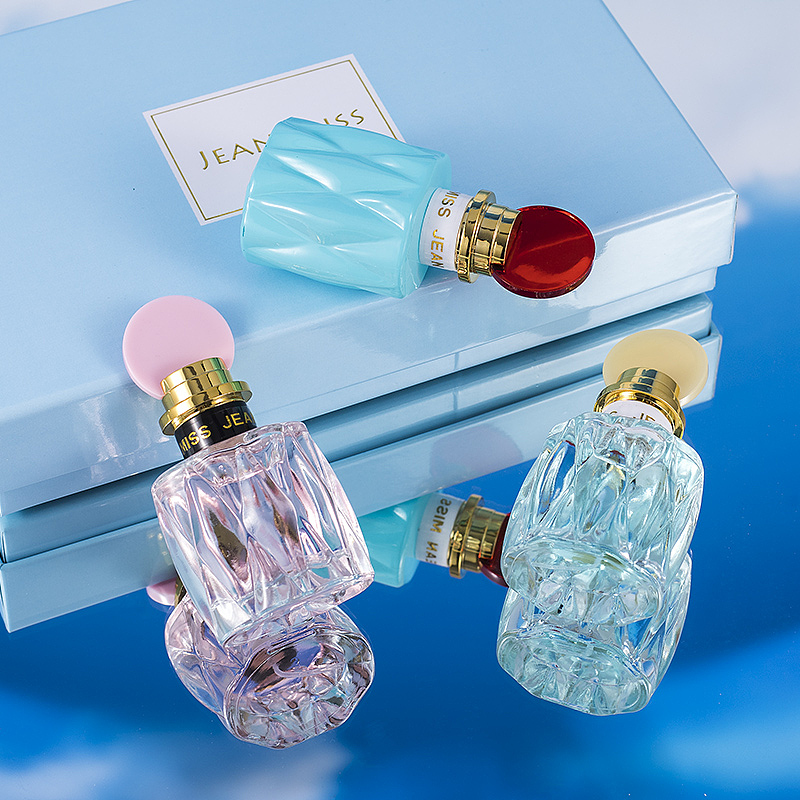 香水攝影拍攝（圖ZMjU2OTA5MjYw） - 產(chǎn)品攝影 - 站酷設(shè)計師依然輪回原創(chuàng)素材 - 站酷ZCOOL