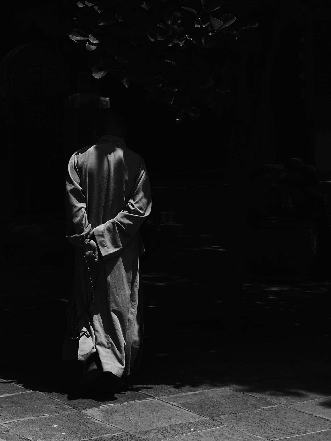 有人沉溺于表演，而我痴迷于一种幻觉。（图ZMzA5Njg2Nzky） - 人文/纪实摄影 - 站酷设计师書童Shutong原创素材 - 站酷ZCOOL